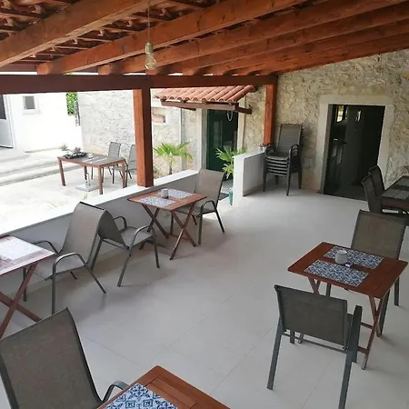 With A Parking Space - 20631 Porec