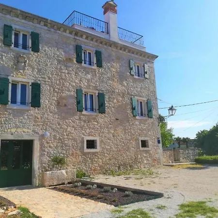 With A Parking Space - 20631 Affittacamere 3*