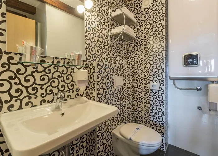 With A Parking Space - 20631 3* Πόρετς