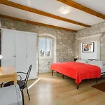 Pensionat With A Parking Space - 20631 3*