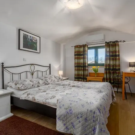 ゲストハウス With A Parking Space - 20631