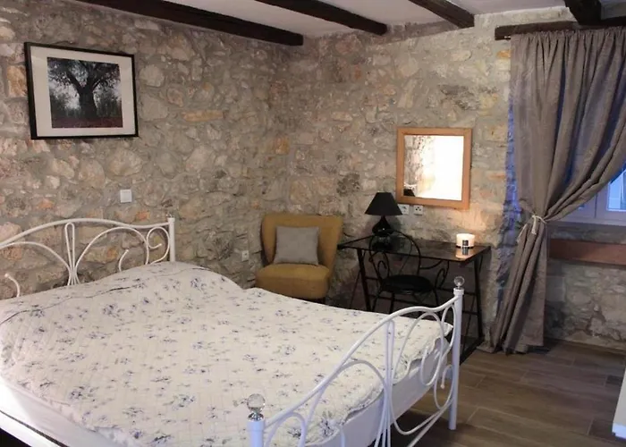 Penzion With A Parking Space - 20631