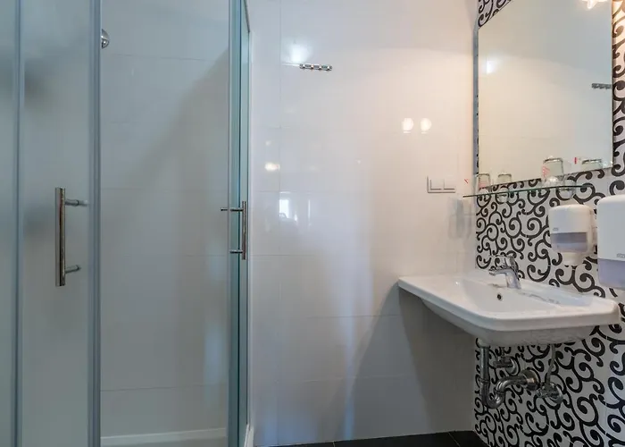 Penzion With A Parking Space - 20631 3*