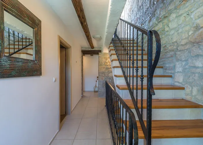 Penzion With A Parking Space - 20631 Poreč